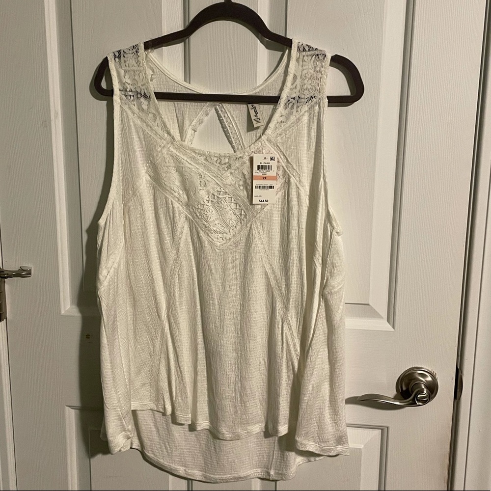 Women’s tank 2XL American Rag NWT